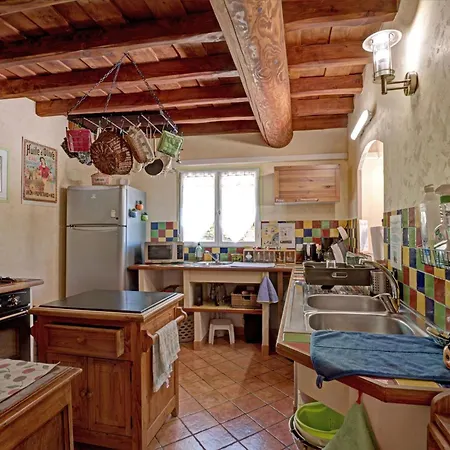Country house Spacieux Proche De La Nature - 10 Pers.